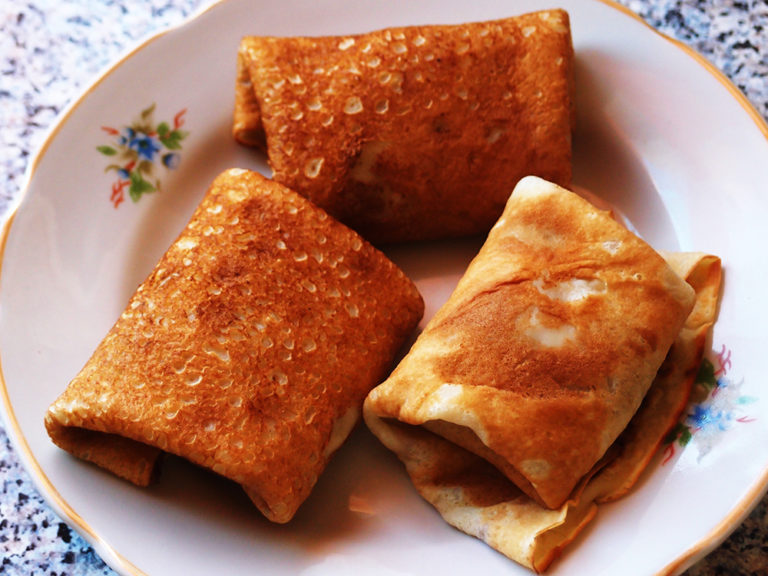 Блины с плавленным сыром и помидорами — Авторский сайт