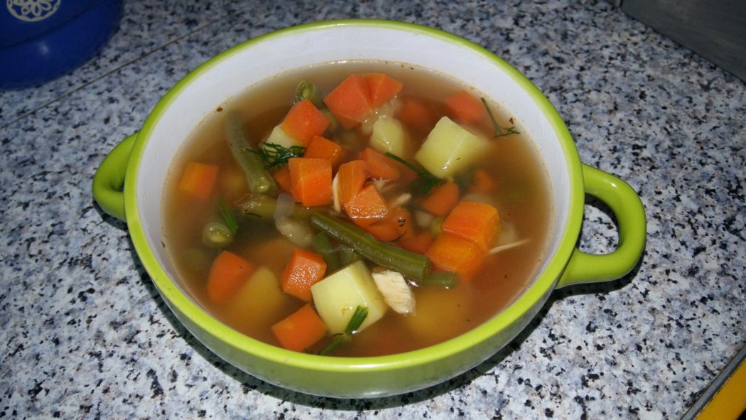 Овощной суп на пряном бульоне